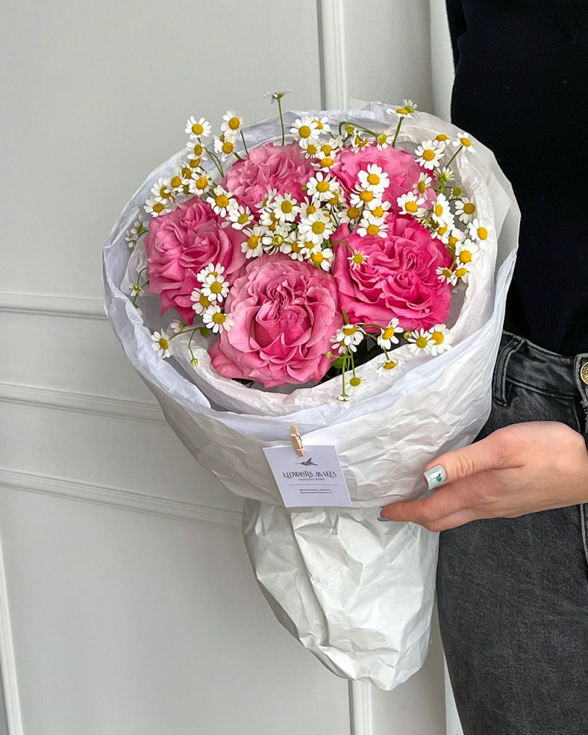 Розы пионовидные в Новосибирске