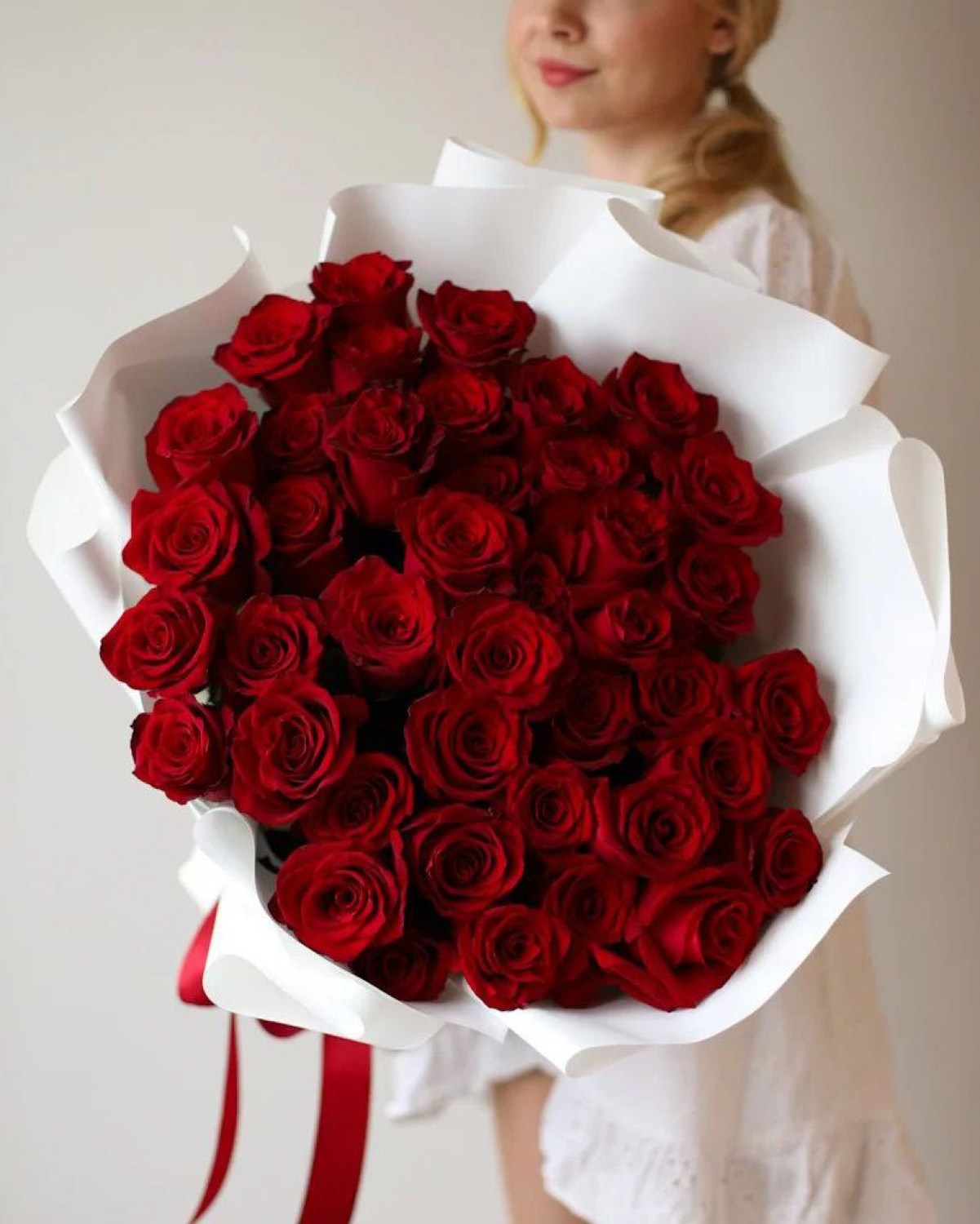 Красные розы Новосибирск